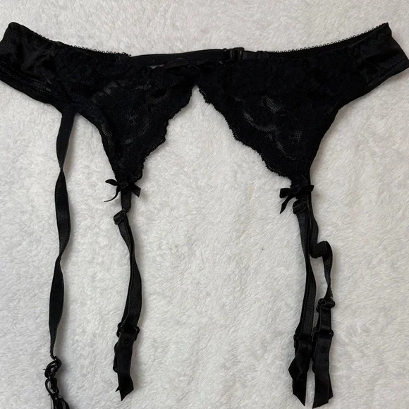 3 Pc Lace Garter Belt bundle - Picture 11 of 15